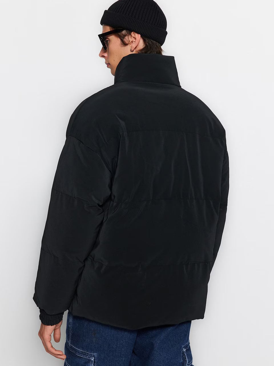 Trendyol Steppjacke Schwarz